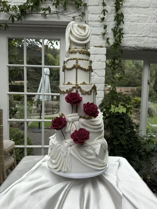 Red-Rose-Cake-Company-Luxury-Meets-Sustainability